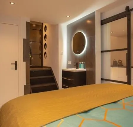 High Five Appartement *