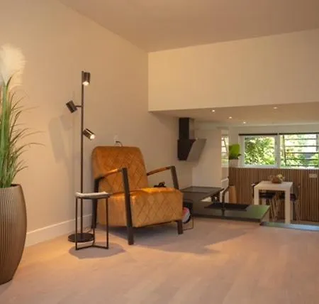 High Five Apartment